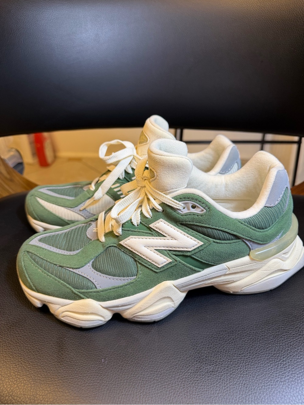 New Balance 9060 Big Kid 'Nori' (SKU: GC9060VG) Size 7